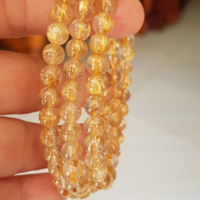  Vòng thạch anh tóc vàng tự nhiên trong bóng đẹp size hạt 5mm - 6mm các Chị em nữ đeo kiểu quấn 3 vòng tay màu vàng tươi sáng bóng chuẩn hợp nữ mệnh kim thổ  thủy đeo quyến rũ xinh đẹp trẻ trung may mắn đặc biệt tốt sức khỏe công việc tài lộc rẻ đẹp ạ