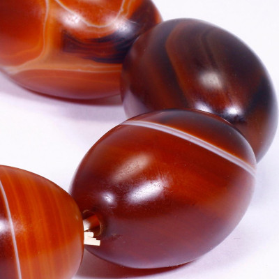 Vòng tay đá mã não nâu hạt cà na 30x20 mệnh thổ, kim - Ngọc Quý Gemstones