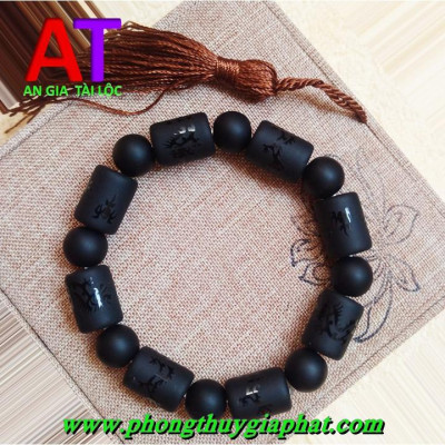 Vòng đeo tay đá núi lửa đốt trúc (Obisidan )