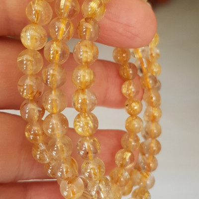  Vòng thạch anh tóc vàng tự nhiên trong bóng đẹp size hạt 5mm - 6mm các Chị em nữ đeo kiểu quấn 3 vòng tay màu vàng tươi sáng bóng chuẩn hợp nữ mệnh kim thổ  thủy đeo quyến rũ xinh đẹp trẻ trung may mắn đặc biệt tốt sức khỏe công việc tài lộc rẻ đẹp ạ