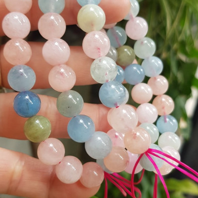  Vòng tay chuỗi đá Beryl tự nhiên đa sắc màu tươi sáng bóng mượt đẹp size hạt 9mm là sự phối hợp tông màu hồng ngọt ngào với xanh dương xanh nước biển đậm nữ đeo tay đẹp xinh tay may mắn tốt cho sức khỏe công việc tài lộc ạ
