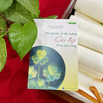 Sách - Trải nghiệm và tận hưởng cái đẹp trong cuộc sống - Hòa thượng Thánh Nghiêm - Vĩnh nghiêm Books