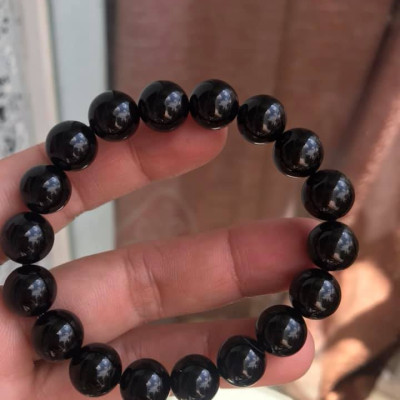 Vòng Tay May Mắn Đá Mã Não Đen Đậm Đẹp Size 10mm 18 Hạt Nữ mạng Thủy mạng Mộc ạ