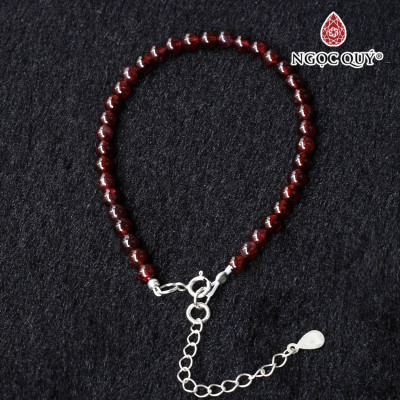 Vòng tay ngọc hồng lưu hạt mini khóa bạc mệnh hỏa, thổ - Ngọc Quý Gemstones