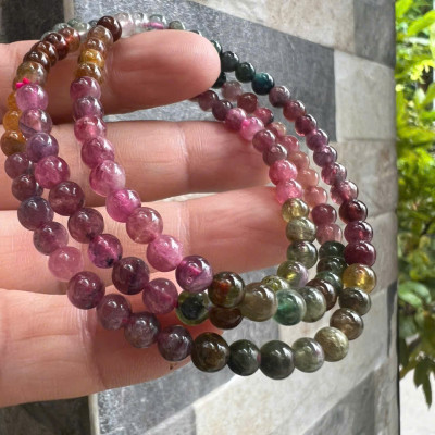 Vòng Chuỗi Nữ Đá tourmaline quấn 3 vòng size hạt 4mm nhiều màu đa sắc Chị Em Nữ đeo tay rất xinh đẹp may mắn tốt cho công việc cuộc sống ạ