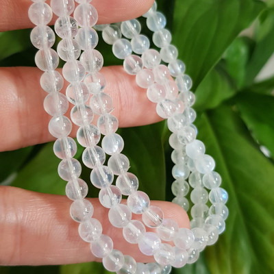 Vòng tay nữ moon vip quấn 3 vòng trắng ánh xanh nhẹ size hạt 5mm hợp nữ mệnh kim mệnh thuỷ đeo đẹp may mắn tốt sức khỏe công việc ạ