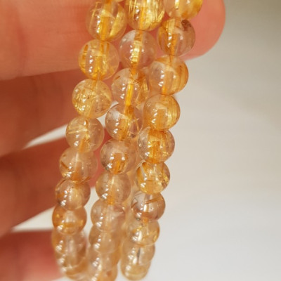  Vòng thạch anh tóc vàng tự nhiên trong bóng đẹp size hạt 5mm - 6mm các Chị em nữ đeo kiểu quấn 3 vòng tay màu vàng tươi sáng bóng chuẩn hợp nữ mệnh kim thổ  thủy đeo quyến rũ xinh đẹp trẻ trung may mắn đặc biệt tốt sức khỏe công việc tài lộc rẻ đẹp ạ