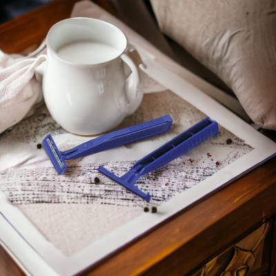 Dao Cạo Râu 02 Lưỡi Kép Kai Razors 09167-BB2-20P (Set 20 Cây)