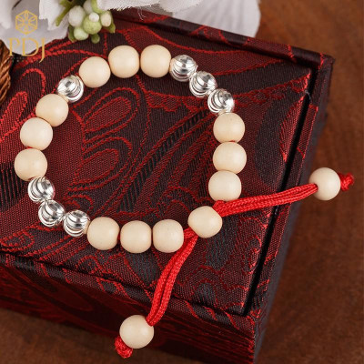 Vòng Dâu Tằm 7 Bi Bạc Cho Bé Trai 