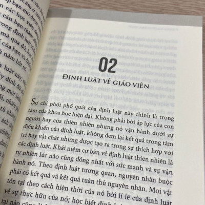 Sách 7 định luật giảng dạy