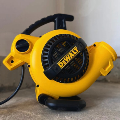 Máy thổi khô thảm, sàn Dewalt DXAM2250 130W- HÀNG CHÍNH HÃNG