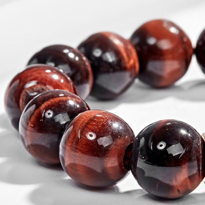 Vòng tay đá thạch anh mắt hổ phối charm lục tự bạc (14mm) Ngọc Quý Gemstones