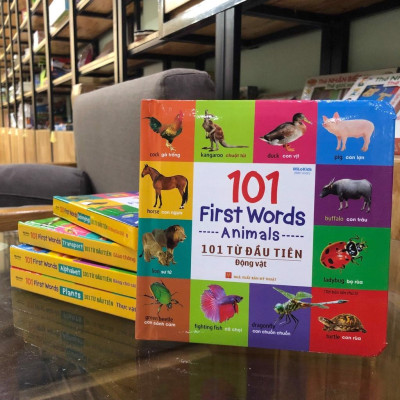 101 First Words - 101 Từ Đầu Tiên Về Động Vật (Tái Bản) - Bản Quyền