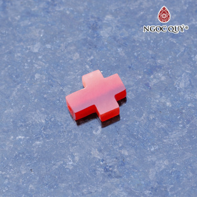 Mặt dây chuyền thánh giá xỏ ngang đá cẩm thạch huyết 15x12.2x 5mm mệnh hỏa , thổ - Ngọc Quý