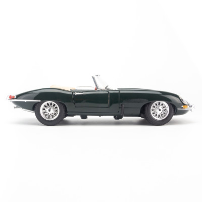 Mô Hình Xe Jaguar E-Type Cabrio Green 1:18 Bburago - MH-12046
