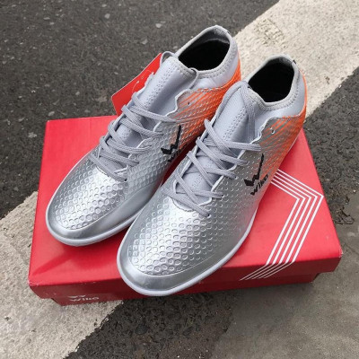 Giày bóng đá phủi WWWWika Flash đế TF bạc Hott 2022-2023