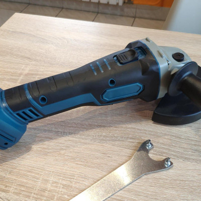 THÂN MÁY MÀI GÓC DÙNG PIN 18V 100MM BOSCH GWS 18V-10 (SOLO) - HÀNG CHÍNH HÃNG