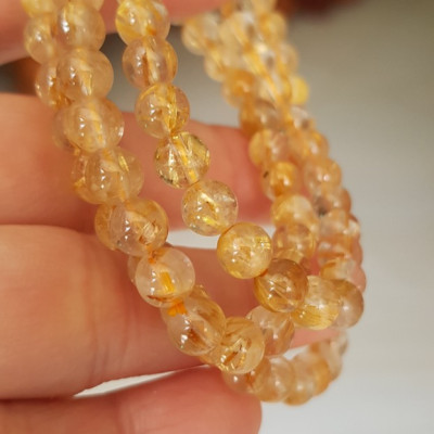  Vòng thạch anh tóc vàng tự nhiên trong bóng đẹp size hạt 5mm - 6mm các Chị em nữ đeo kiểu quấn 3 vòng tay màu vàng tươi sáng bóng chuẩn hợp nữ mệnh kim thổ  thủy đeo quyến rũ xinh đẹp trẻ trung may mắn đặc biệt tốt sức khỏe công việc tài lộc rẻ đẹp ạ