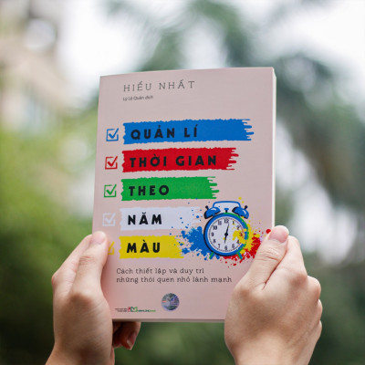 Sách: Quản Lí Thời Gian Theo Năm Màu