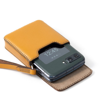 Ví da dành cho Motorola Razr 2022 - Hàng chính hãng