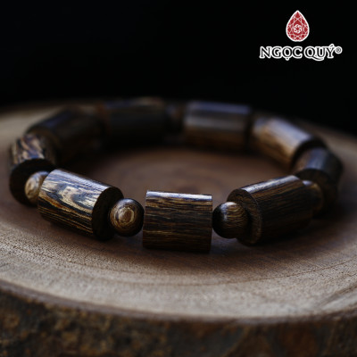 Vòng trầm sánh trụ trơn - Ngọc Quý Gemstones