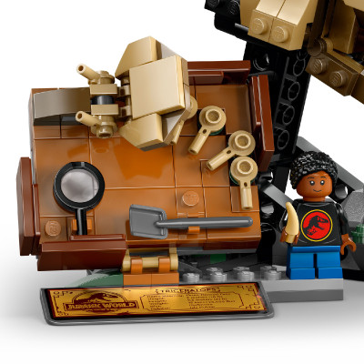 Đồ Chơi Lắp Ráp Đầu Khủng Long Ba Sừng LEGO JURASSIC 76969 (468 chi tiết)