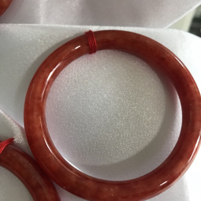 Vòng Cẩm Thạch Đỏ Đẹp A Ni 49mm x chột 7,5mm màu đỏ bông tươi sáng bóng đẹp nữ 45kg - 49kg đeo mệnh hỏa mệnh thổ đeo xuất sắc đẹp món quà tặng ý nghĩa ạ