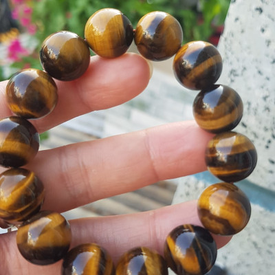 Vòng tay phong thủy Nam Đá Mắt Hổ Vàng Nâu Đậm bóng đẹp Size 4mm hay 14li gồm 14 hạt Hợp nam mệnh thổ mệnh kim ạ