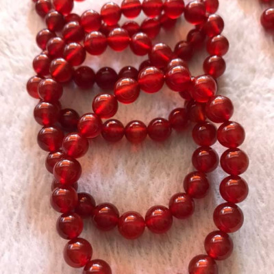 Vòng Tay ĐÁ MÃ NÃO ĐỎ TƯƠI SÁNG ĐẸP SIZE 8MM MAY MẮN NỮ MẠNG HỎA MẠNG THỔ ĐEO RẤT HỢP TỐT Ạ