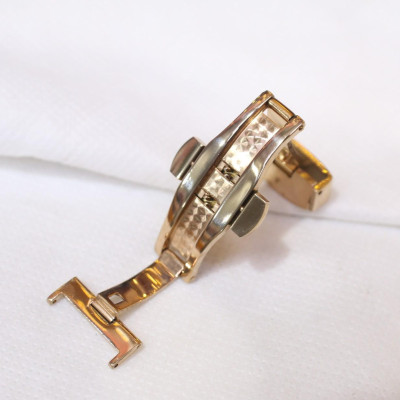 Khóa bướm chống hằn dây đồng hồ da