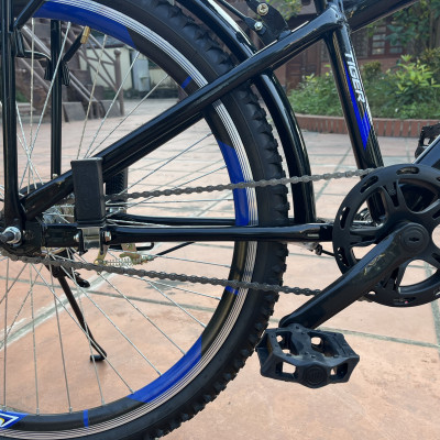 Xe đạp thể thao Vinabike cỡ 24, 26in 3 màu xanh/đỏ/đen, Phù hợp với người cao 1m35 trở lên