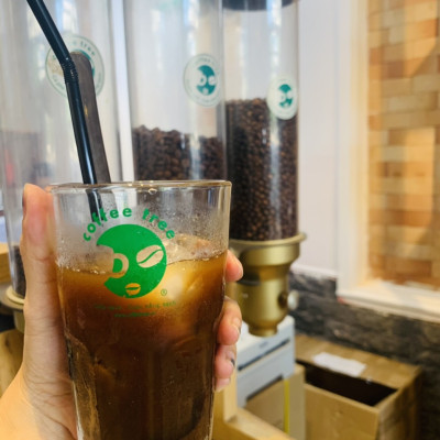 Combo Cafe bột Rang Xay Nguyên Chất Coffee Tree đặt biệt 100% Và Phin Cà Phê Màu Đỏ Cao Cấp thương hiệu Coffee Tree