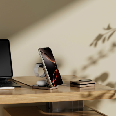  Dock Sạc Không Dây Từ Tính 3 in 1 – Wi WU Wi-W038 Sạc cùng lúc 3 i Phone + A pple Watch + Air Pods chỉ với 1 thiết bị duy nhất - hàng nhập khẩu