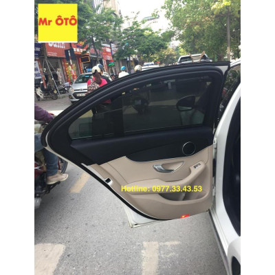 Rèm Che Nắng 2 Cánh Trước Xe Mercedes E200-250-300 Form 2016-2020 