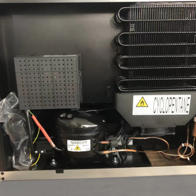 TỦ RƯỢU MINI KAFF KF-BW51L. Hàng Chính Hãng 