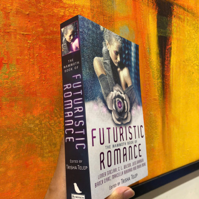 Sách - The Mammoth Book of Futuristic Romance by Trisha Telep/ Romance, Science Fiction English Book