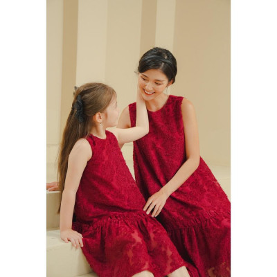 Đầm Suông Đuôi Cá Hoa Xù De Leah 