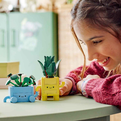 Đồ Chơi Lắp Ráp Chậu Cây Vui Vẻ LEGO BOTANICALS 10349 (217 chi tiết)