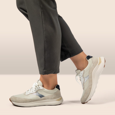 Giày thể thao sức khoẻ nữ Aetrex Emily Chalk - Sneaker da đế mềm, chống đau chân