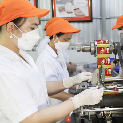 Combo 3 Kẹo dừa sáp VICOSAP vị cacao lá dứa kẹo mềm dẻo ít đường đặc sản Trà Vinh hộp 100g