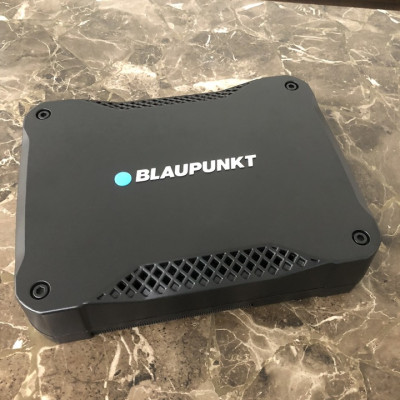 Bộ Loa Siêu Trầm Đặt Gầm Ghế Ô Tô Thương Hiệu Cao Cấp Blaupunkt XLF180A - Hàng Nhập Khẩu
