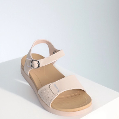 Sandal Biti