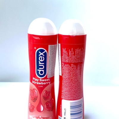 Gel bôi trơn Durex Play Strawberry 100ml - Hương dâu - 100% Hàng chính hãng