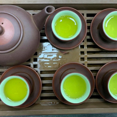 Combo 02 hộp trà xanh tân cương thái nguyên - Trà đinh tứ quý 100 gram