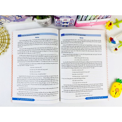 Sách 100 Bài Làm Văn Hay Lớp 11 - Biên Soạn Theo Chương Trình GDPT Mới