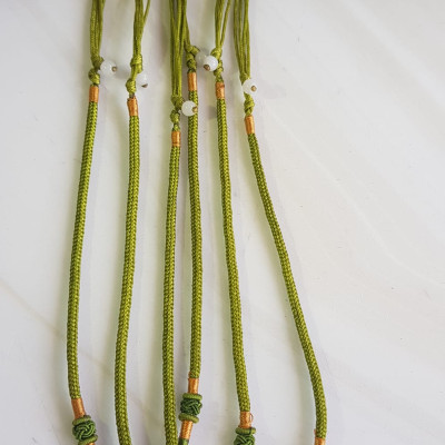 Sợi Dây Đeo cổ mới Xanh Lá Kiểu dạng rút đẹp Size 3mm x dài trồng cổ Anh Chị tự chỉnh theo ý 23cm - 30cm Phối với mặt Phật, mặt dây chuyền nam nữ đeo được hết rẻ đẹp ạ