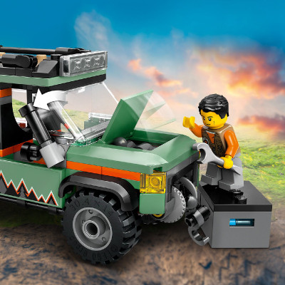 Đồ Chơi Xe Leo Núi Địa Hình 4X4 LEGO CITY 60447 (221 chi tiết)