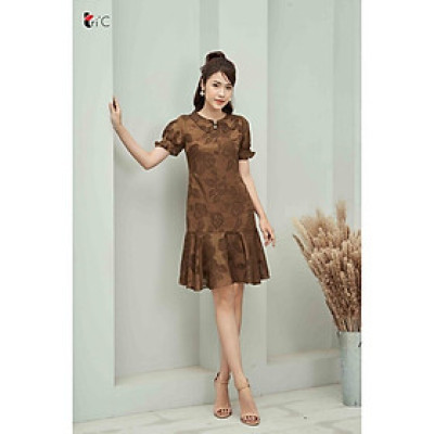 Đầm suông cổ sen đính ngọc, hoa chìm , gấy bèo Tri