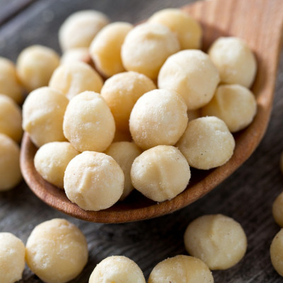 Hạt mắc ca tách vỏ nhập khẩu Úc Hũ 500g  ( Fonut) 