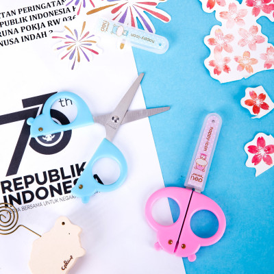 Kéo Thủ Công Học Sinh 128Mm Deli ,Hồng/Xanh - 1 Chiếc - E6032